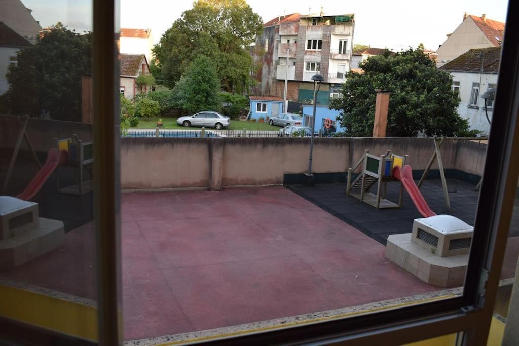 Apartamento Centro Villagarcia. ビラガルシーア・デ・アロウサ エクステリア 写真