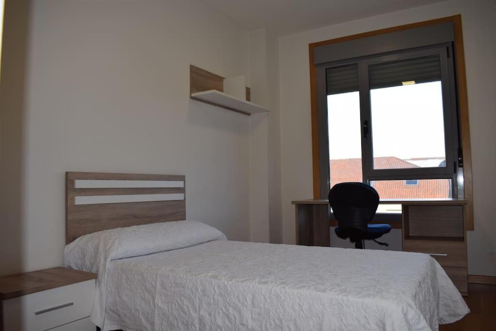 Apartamento Centro Villagarcia. ビラガルシーア・デ・アロウサ エクステリア 写真