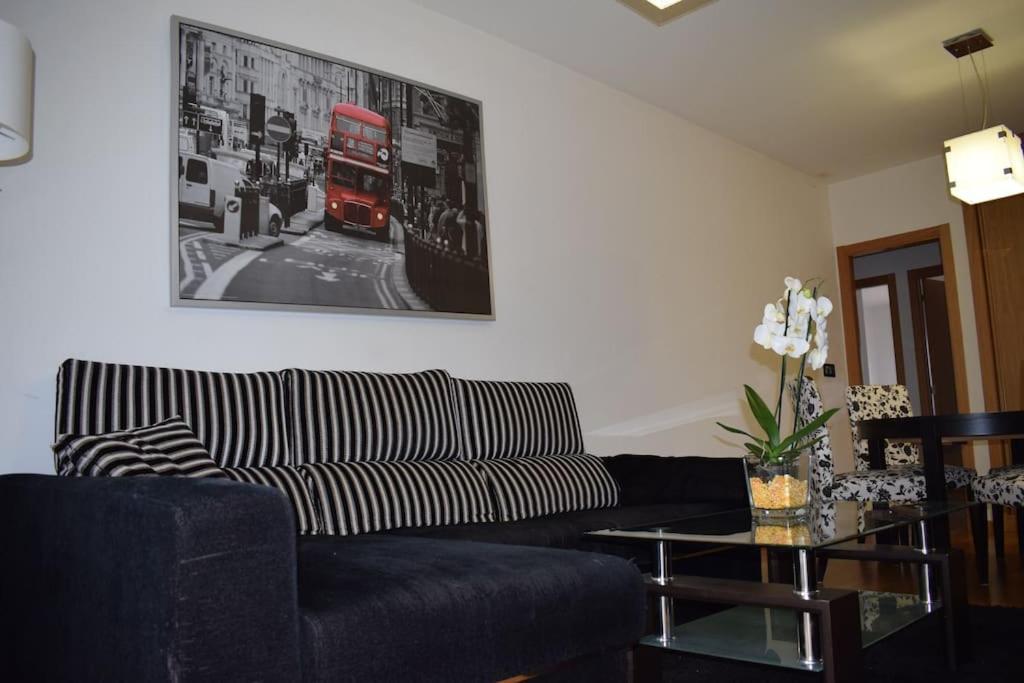 Apartamento Centro Villagarcia. ビラガルシーア・デ・アロウサ エクステリア 写真